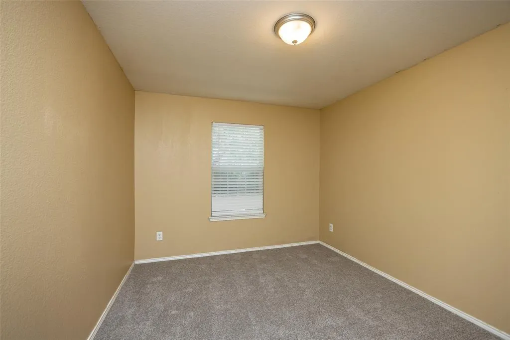 112 Bushel Lane