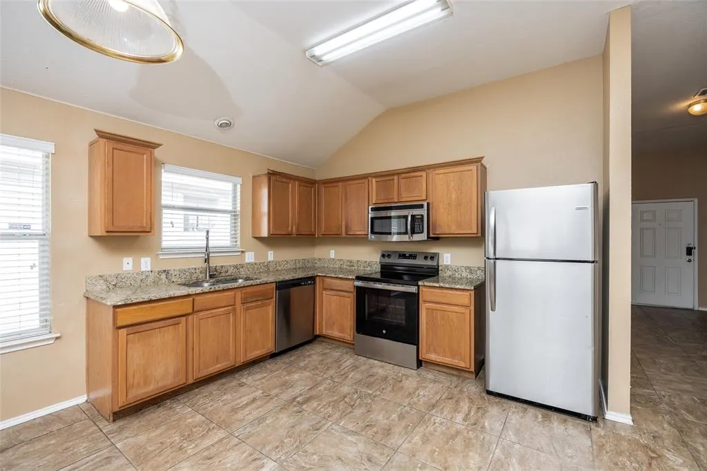 112 Bushel Lane