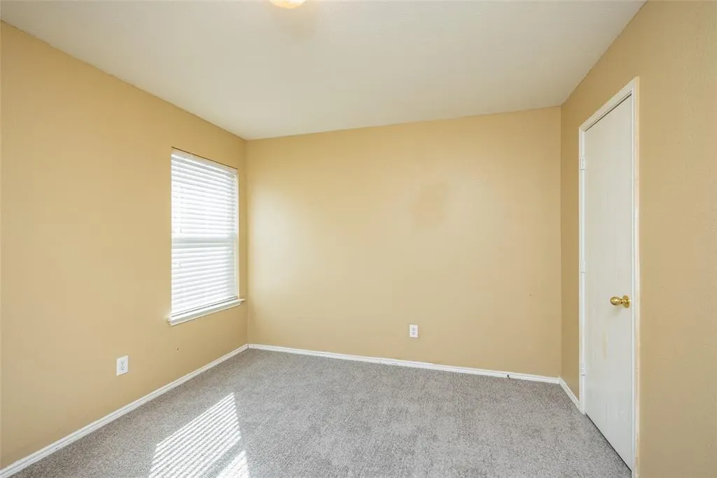 112 Bushel Lane