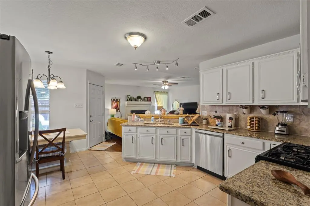 2212 Woodcrest Drive