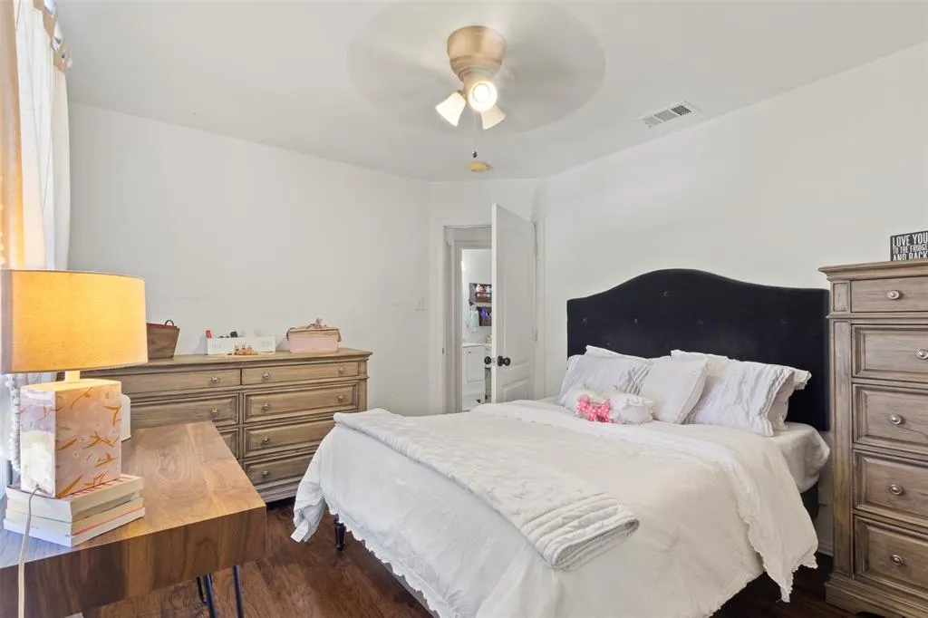 2212 Woodcrest Drive