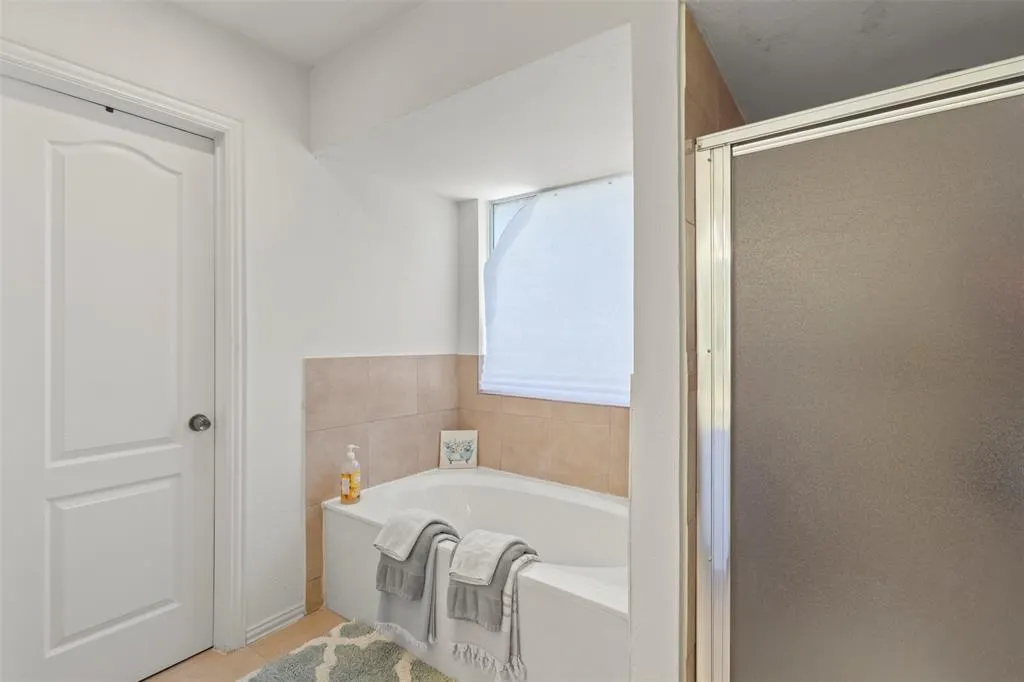 2212 Woodcrest Drive