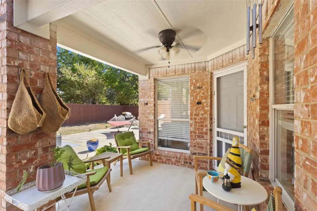 2212 Woodcrest Drive