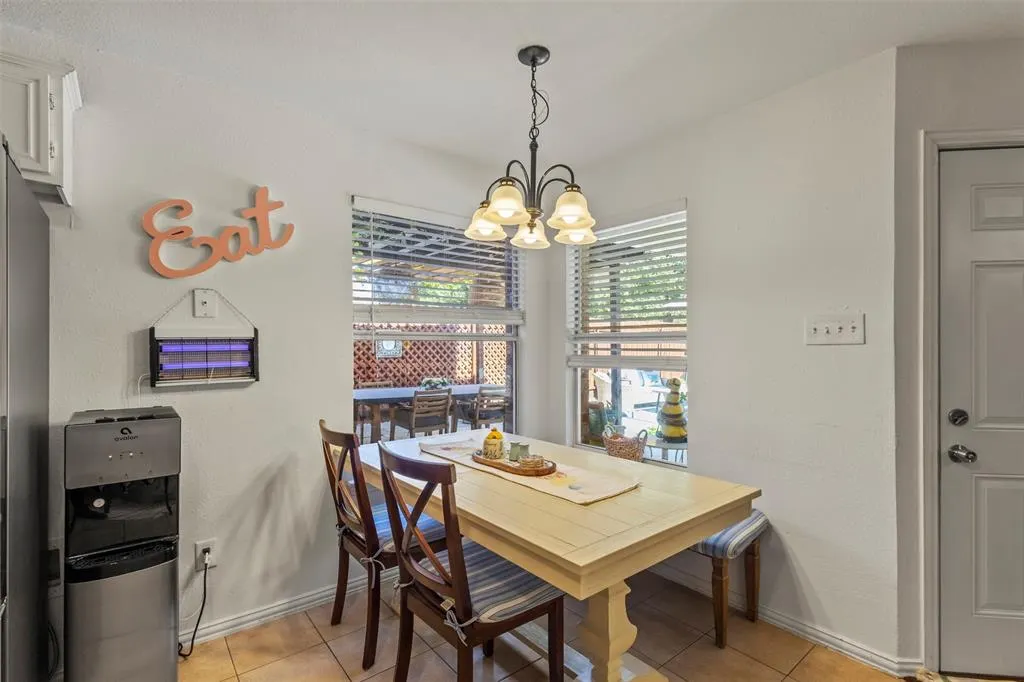 2212 Woodcrest Drive