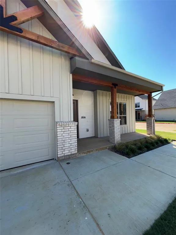 2036 Oak Grove, #224