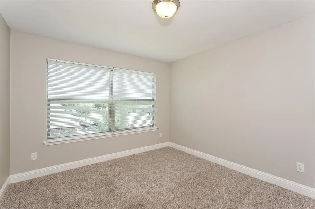 15635 Gatsby Lane