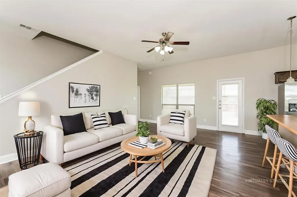 15635 Gatsby Lane