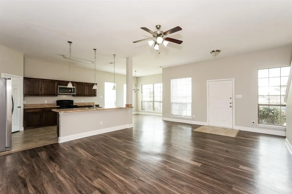 15635 Gatsby Lane