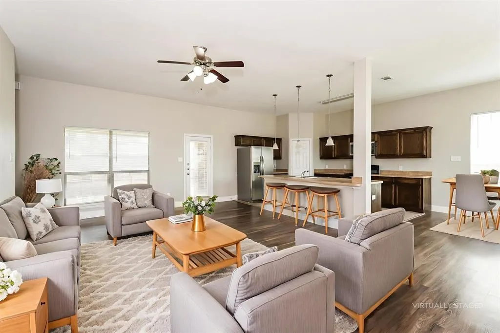 15635 Gatsby Lane