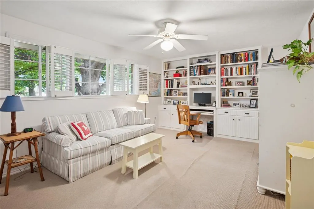 3843 Martha Lane