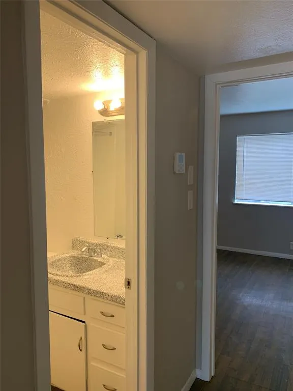 4606 Monarch Street, #115