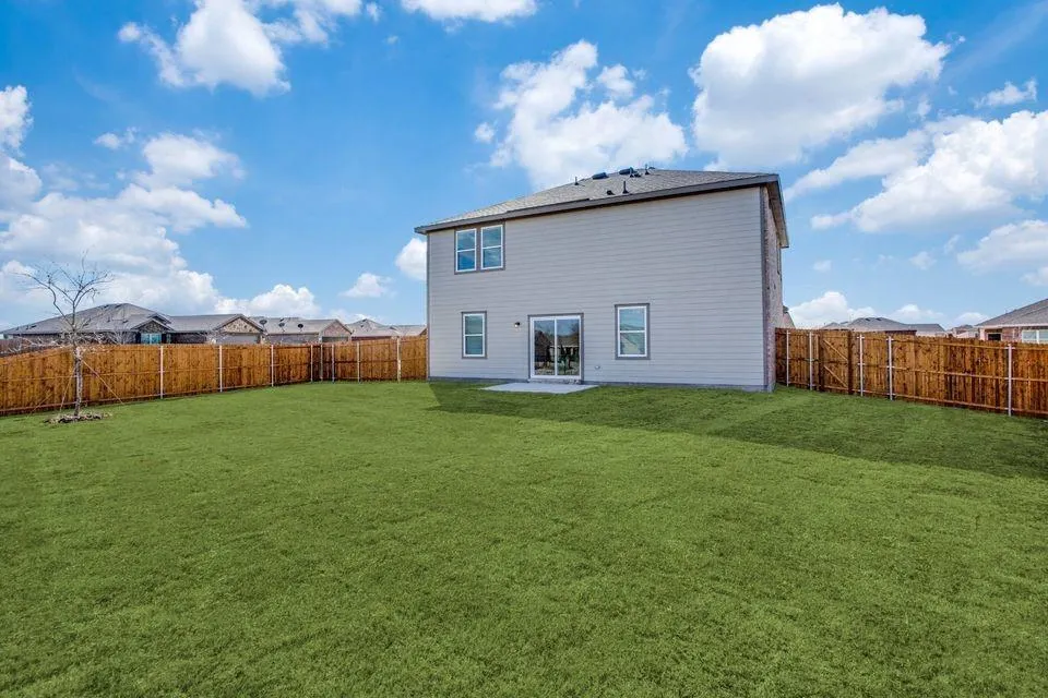 1917 Briar Cove