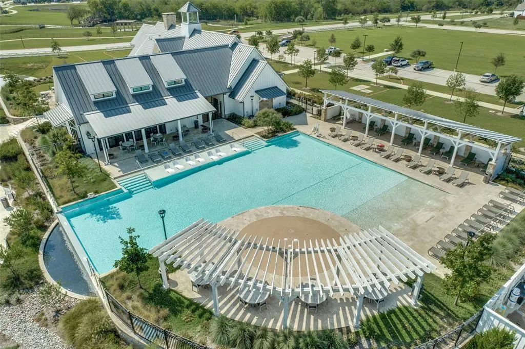 4109 Silver Spur Court