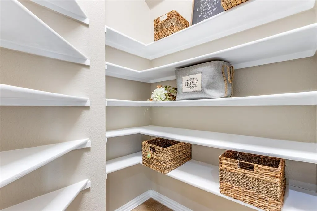 2320 Elm Valley Drive