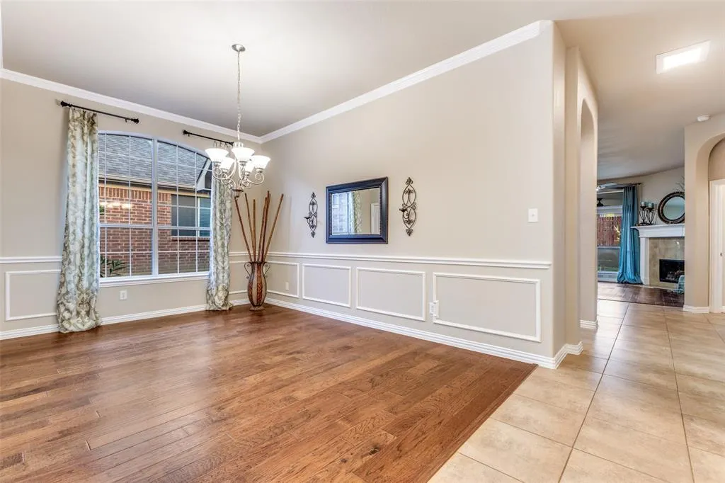 2320 Elm Valley Drive