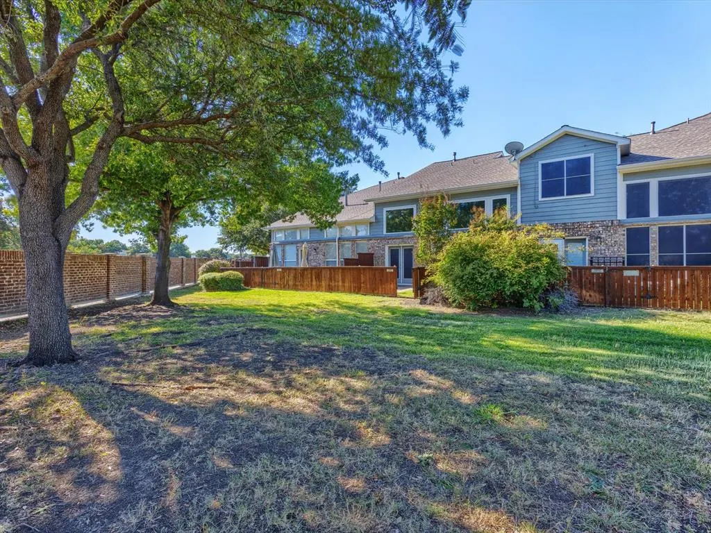10028 Dryden Lane