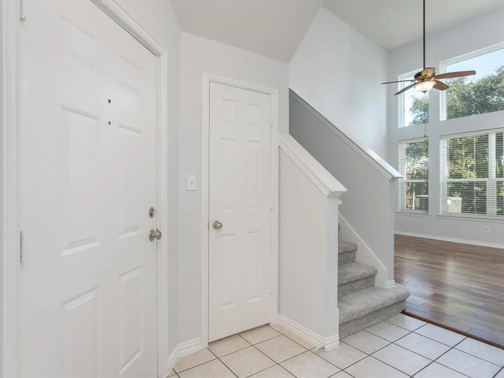 10028 Dryden Lane