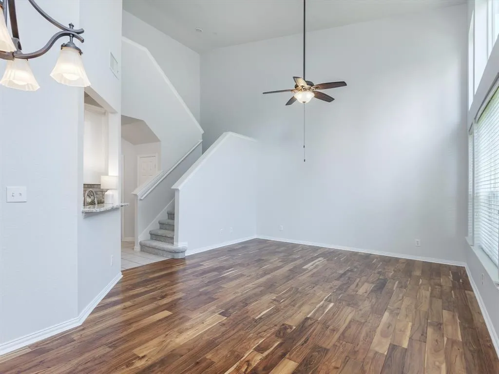 10028 Dryden Lane