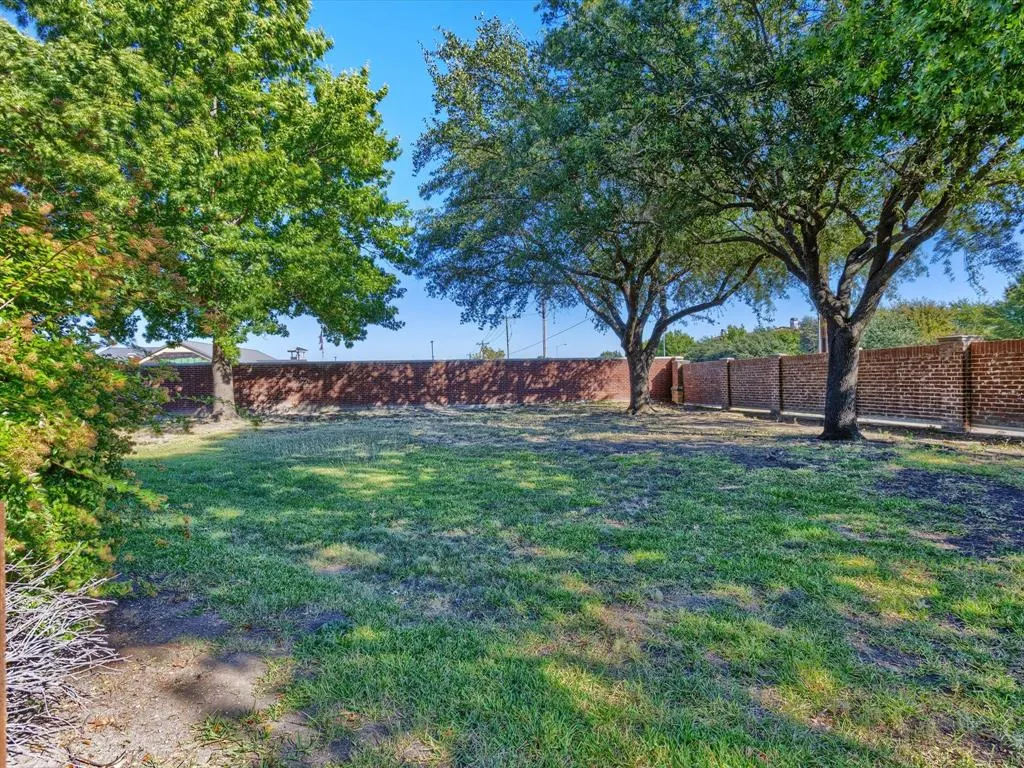 10028 Dryden Lane