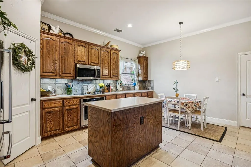 3721 Black Gold Drive