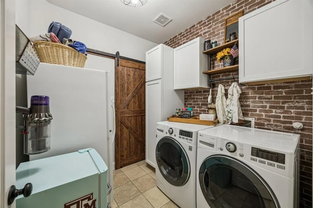 3721 Black Gold Drive