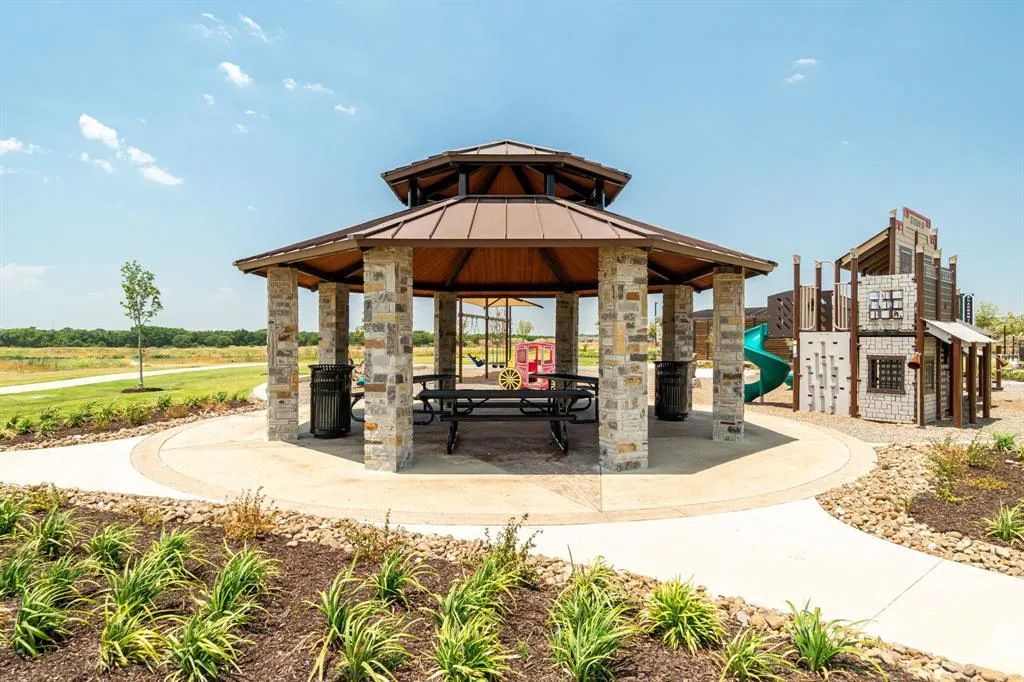 10812 Ponderosa Trail