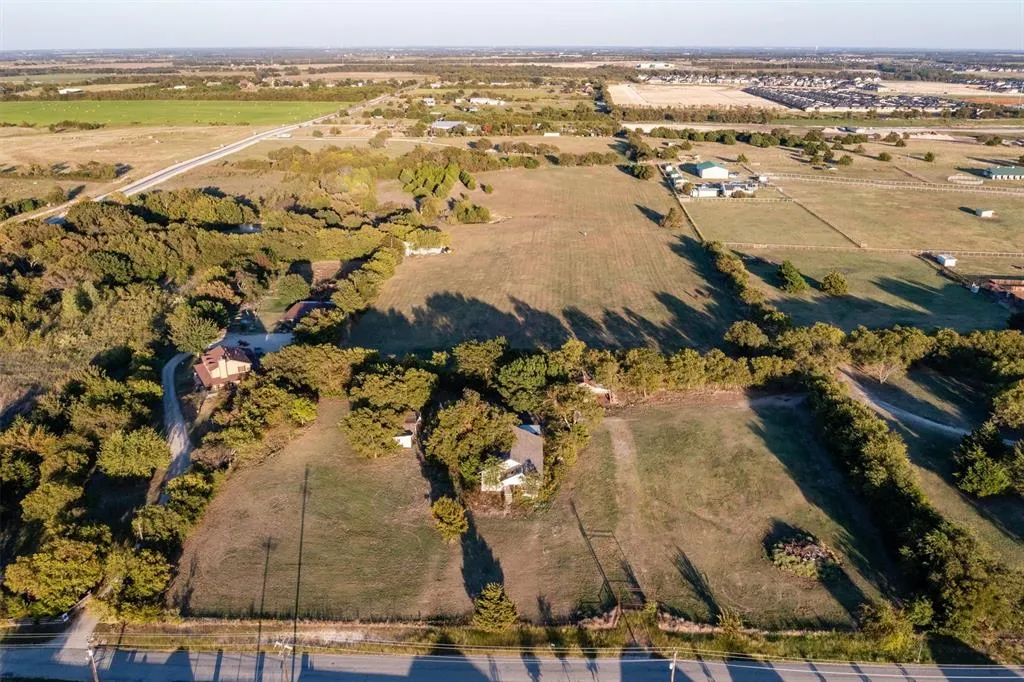 1010 Kc Robinson Lane