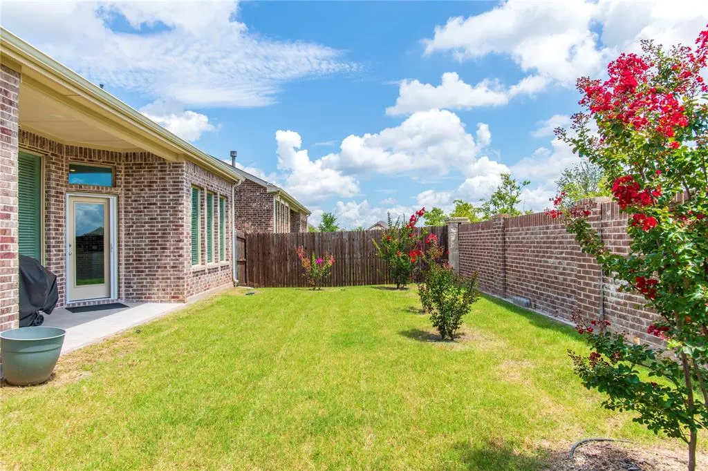 7320 Black Cherry Lane