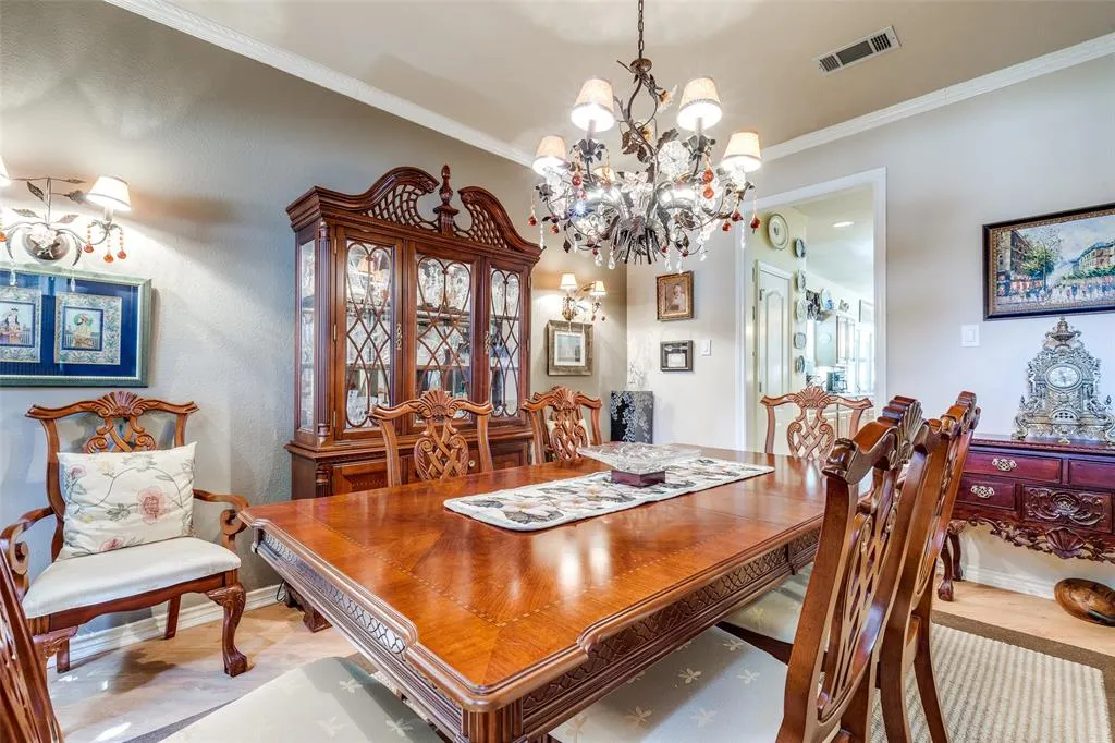 327 Kahala Drive