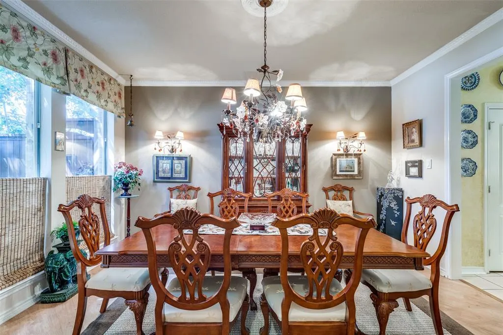 327 Kahala Drive