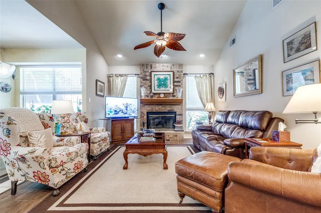 327 Kahala Drive