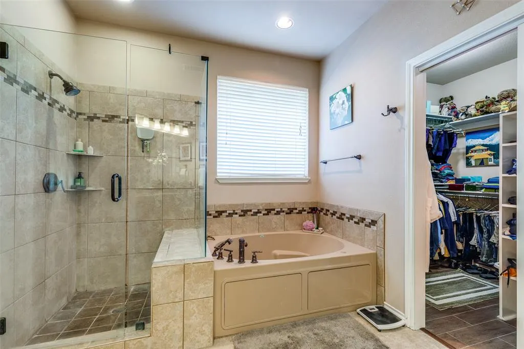 327 Kahala Drive