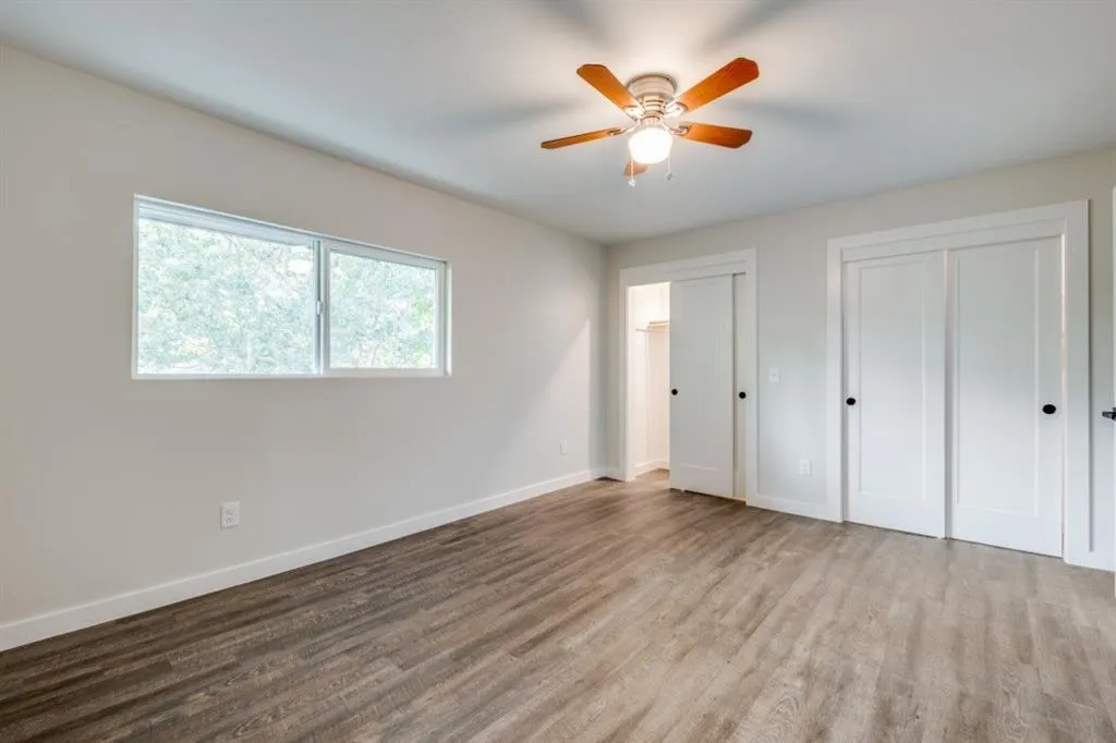 5909 Gaston Avenue, #207