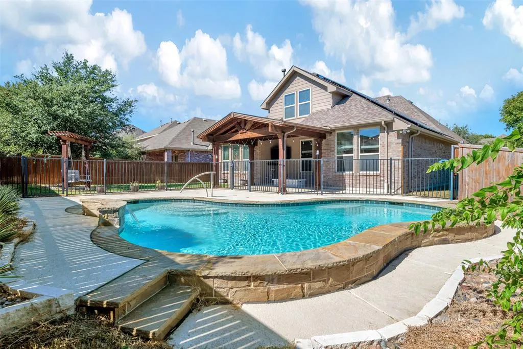 5101 Fringetree Drive