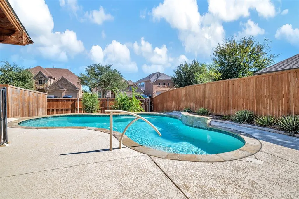 5101 Fringetree Drive