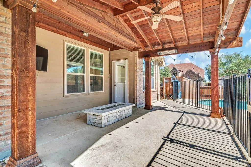 5101 Fringetree Drive