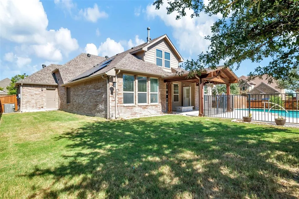 5101 Fringetree Drive