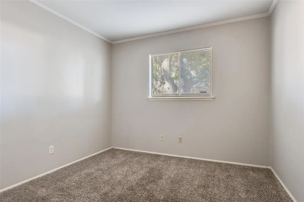 2200 Briarwood Drive