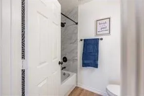 8598 Hawthorne Street