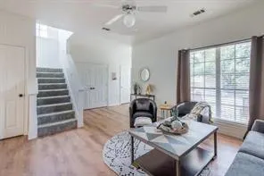 8598 Hawthorne Street