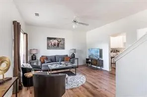 8598 Hawthorne Street