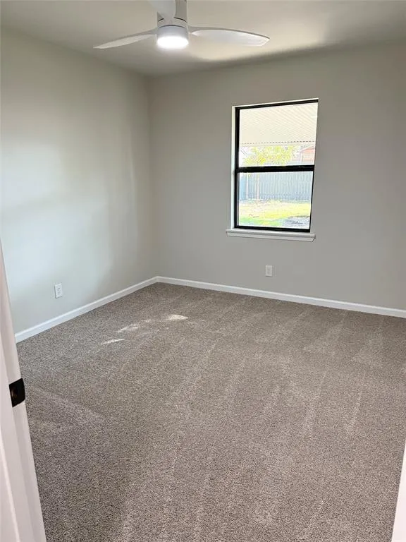 300 N Cottonwood Drive