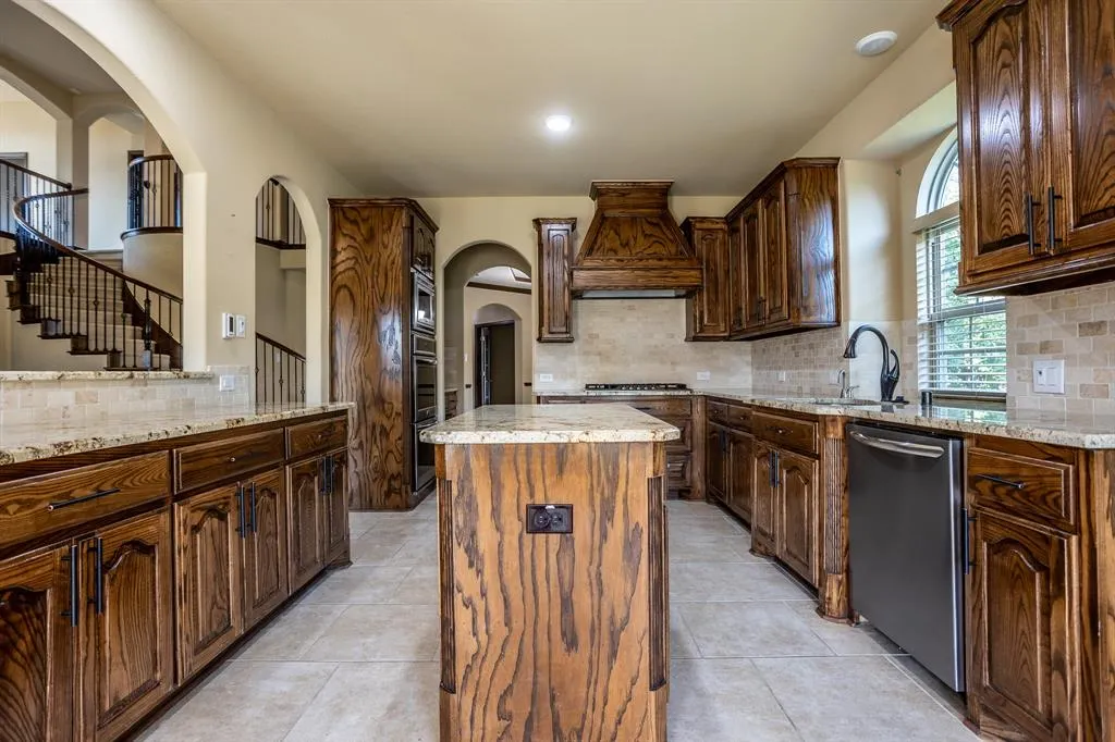 13712 Vallanca Court