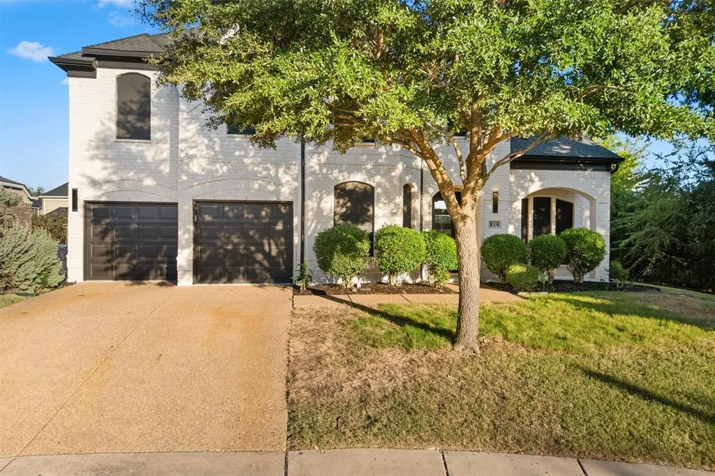 810 Summerfield