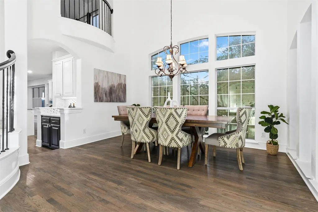 810 Summerfield