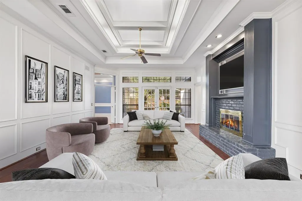 2701 Powderhorn Drive