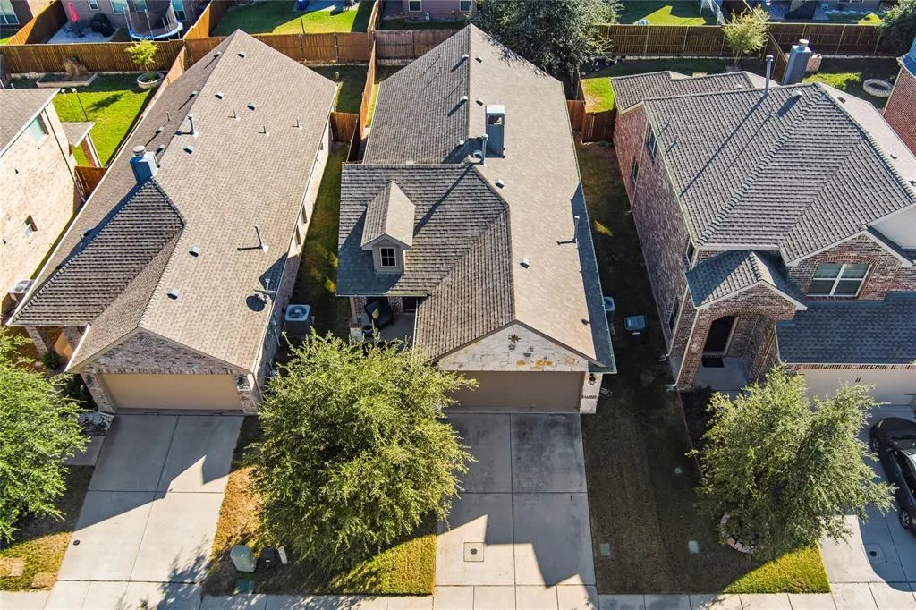 9905 Cottontail Lane