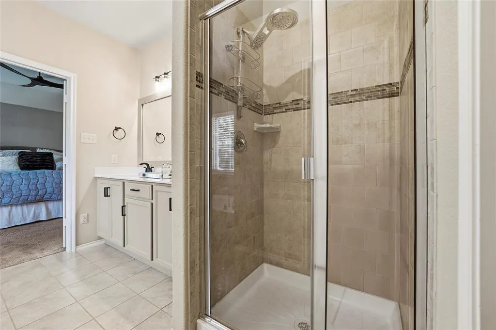 9905 Cottontail Lane