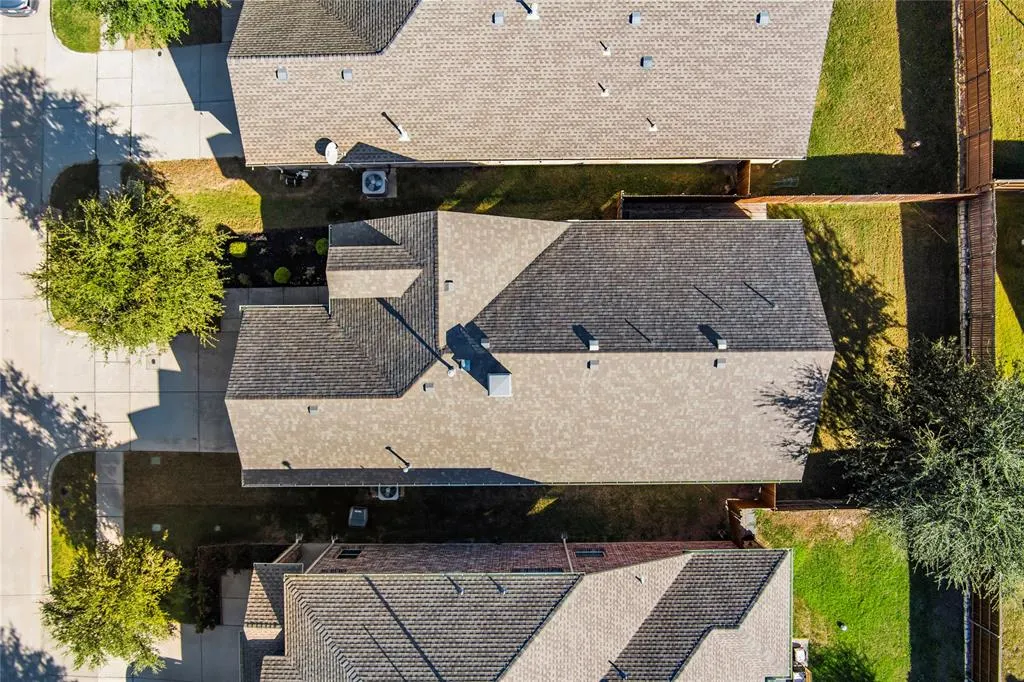 9905 Cottontail Lane