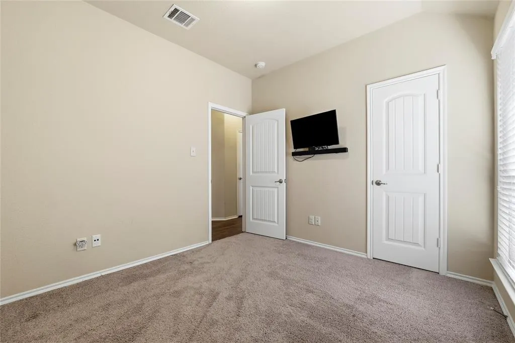 9905 Cottontail Lane